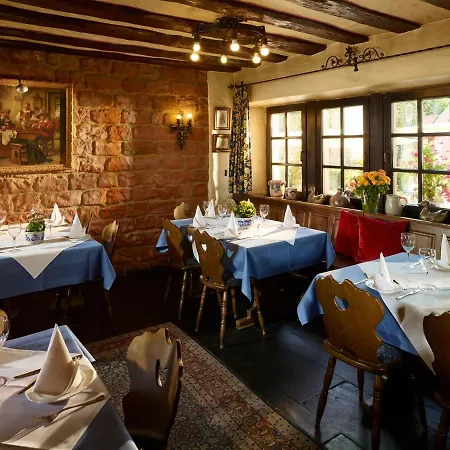 & Restaurant Burgschaenke ホテル カイザースラウテルン