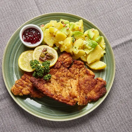 Hotel & Restaurant Burgschaenke 2*