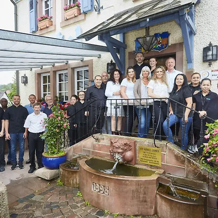 & Restaurant Burgschaenke 2*