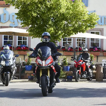 & Restaurant Burgschaenke Kaiserslautern