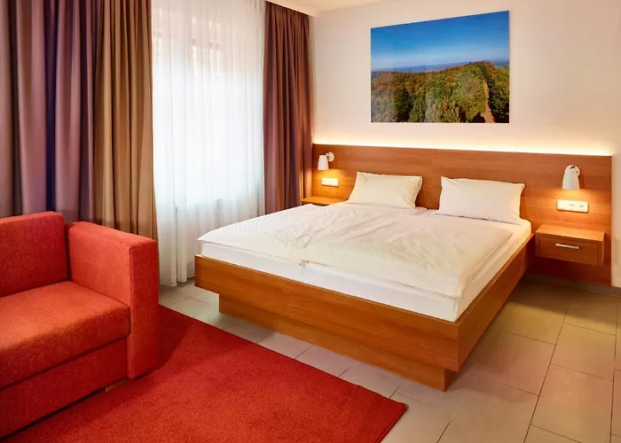 & Restaurant Burgschaenke Szálloda Kaiserslautern