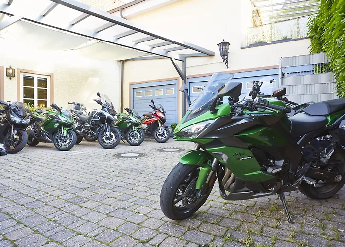 & Restaurant Burgschaenke