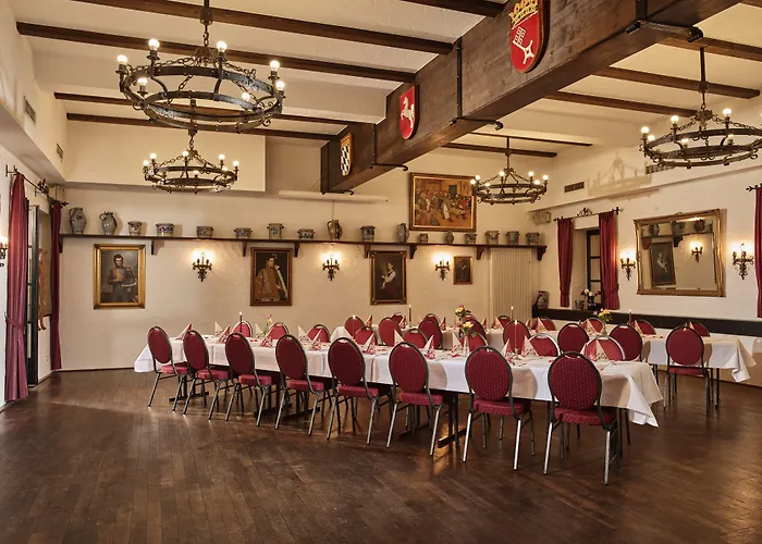 & Restaurant Burgschaenke Kaiserslautern