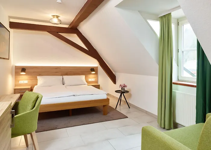 Hotel Burgschänke 2*